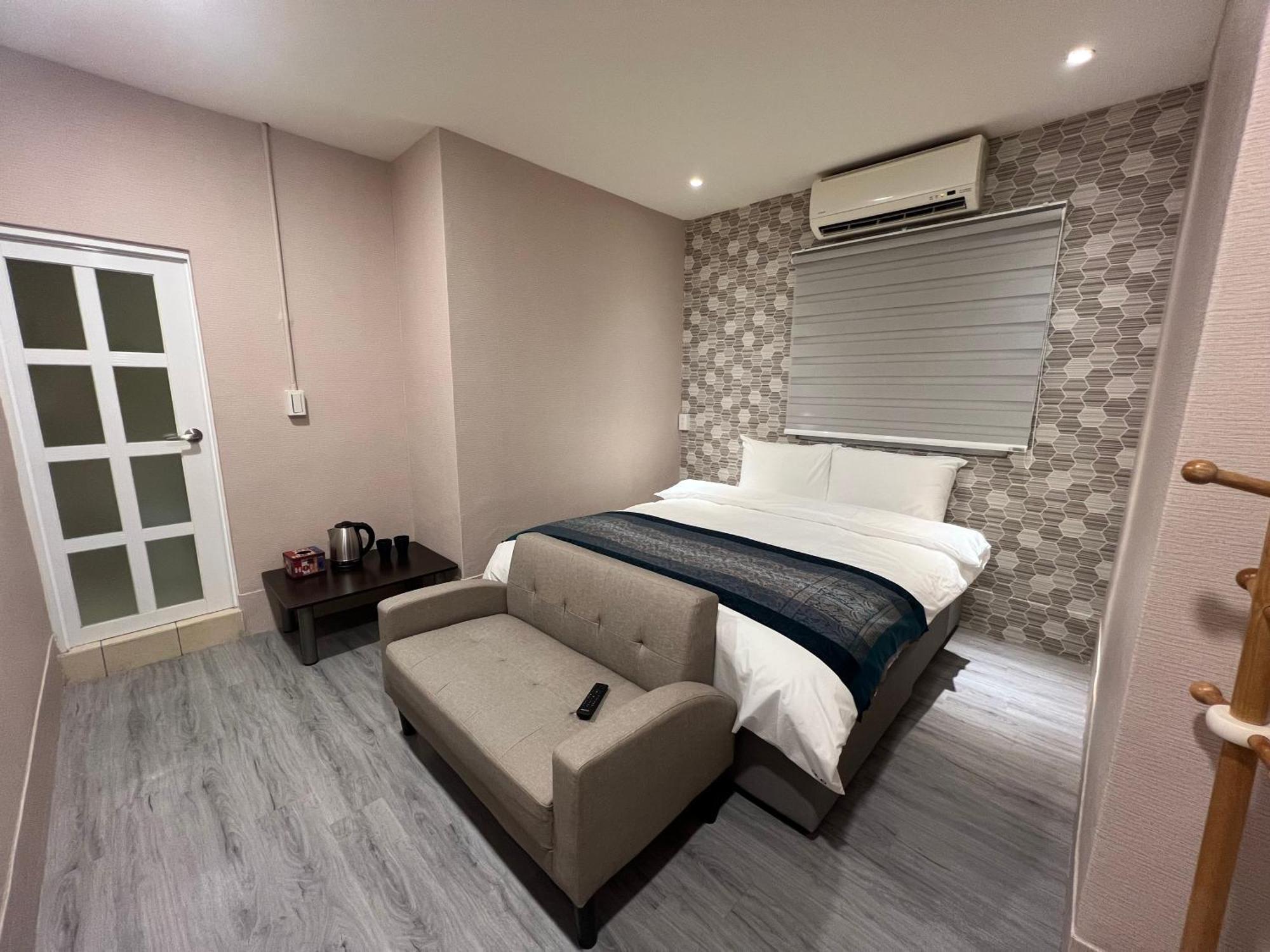 Mu-In Hotel Гаосюн Экстерьер фото
